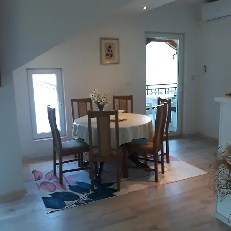 Lejla - Jablanicko Jezero דירה קונייץ'