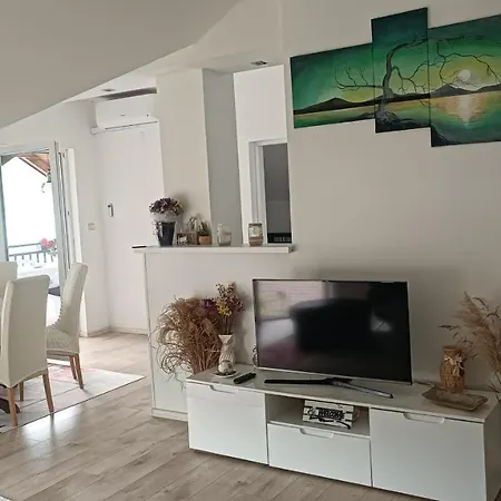 Lejla - Jablanicko Jezero *